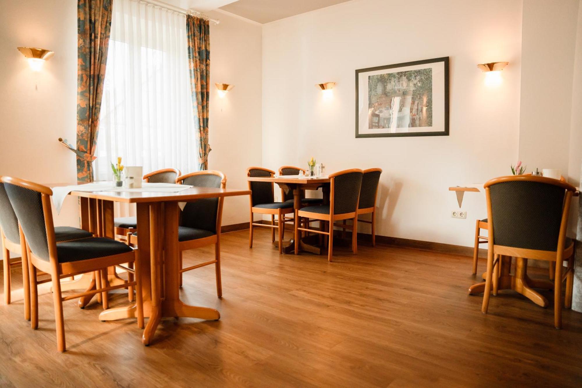 Bruckmayers Gaestehaus 3*