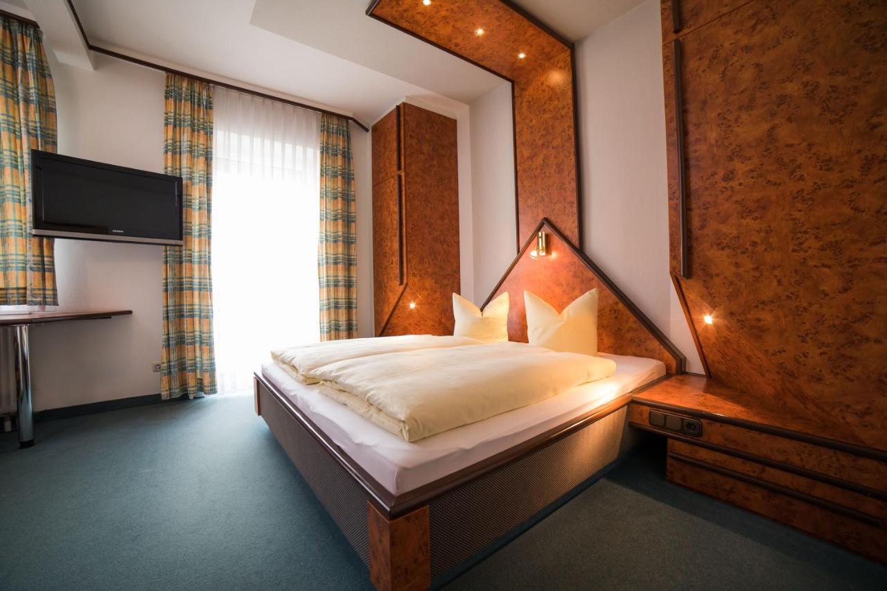 Bruckmayers Gaestehaus 3*