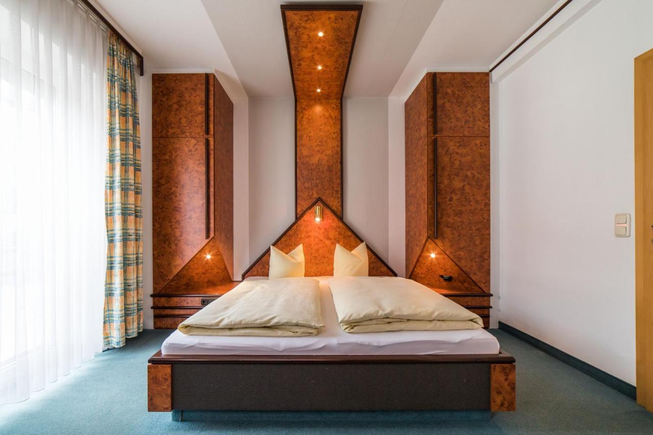 Bruckmayers Gaestehaus 3*